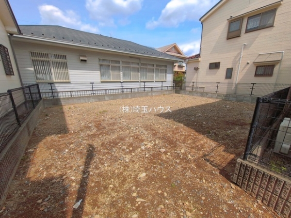 越谷市東大沢３丁目の土地