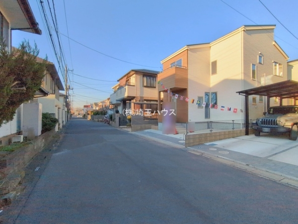 テゾーロ東大沢　新築戸建て　全8棟