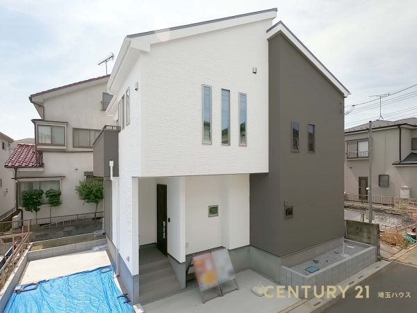 越谷市下間久里　戸建て　全２棟