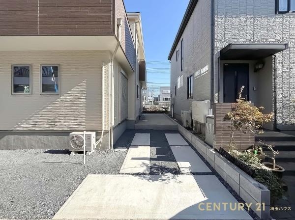 春日部市中央８丁目　新築戸建て　全２棟