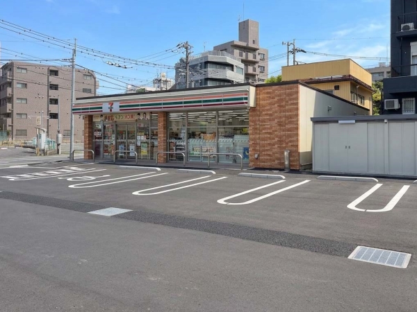レジデンシャル春日部ウィステリア(セブンイレブン春日部市役所通り店)