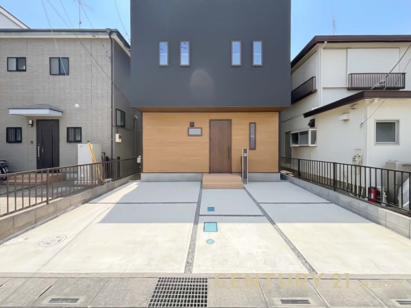 吉川市新栄１丁目の中古一戸建て