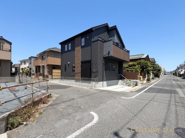 越谷市赤山町1期 新築戸建て 全1棟