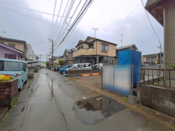 草加市稲荷　新築戸建て　全1棟