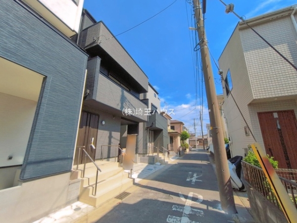 川口市戸塚東2丁目　新築戸建て　全3棟