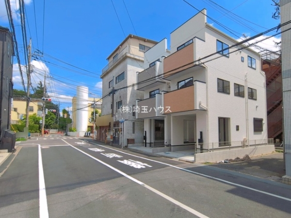 さいたま市南区鹿手袋102II　新築戸建て　全2棟