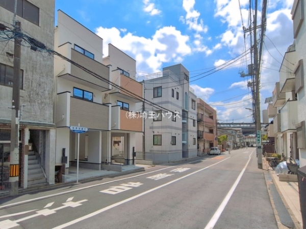 さいたま市南区鹿手袋102II　新築戸建て　全2棟