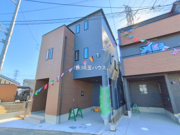 川口市里1413番　新築戸建て　全2棟