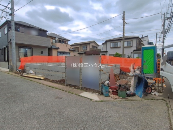 越谷市弥十郎　新築戸建て　全1棟