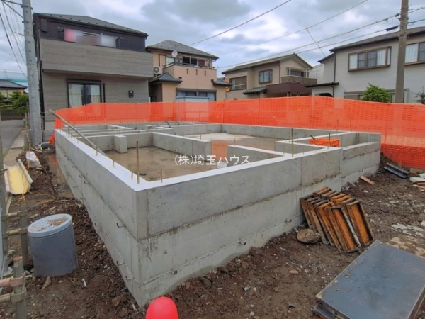 越谷市弥十郎　新築戸建て　全1棟