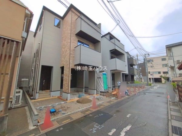 川口市鳩ヶ谷緑町1期　新築戸建て　全3棟