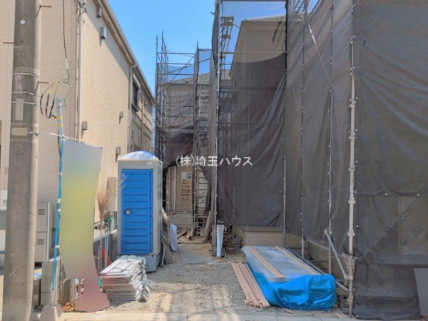 川口市江戸3丁目30番　新築戸建て　全2棟