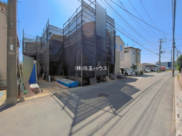 川口市江戸3丁目30番　新築戸建て　全2棟