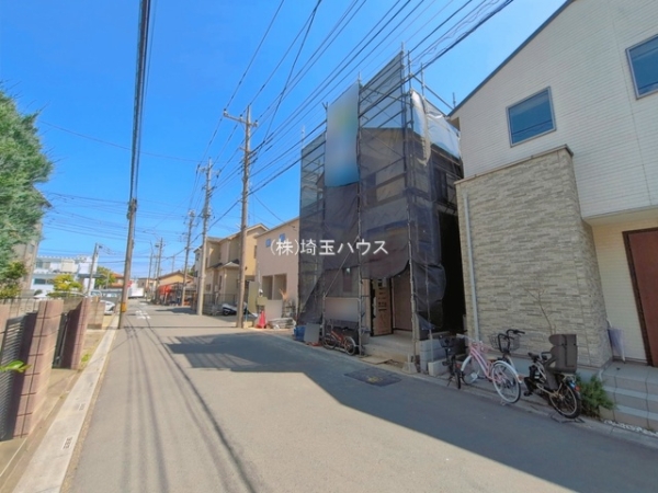 川口市江戸3丁目30番　新築戸建て　全2棟