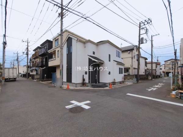 川口市前川三丁目11番　新築戸建て　全1棟