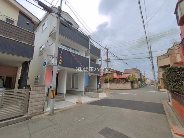 川口市並木409　新築戸建て　全2棟