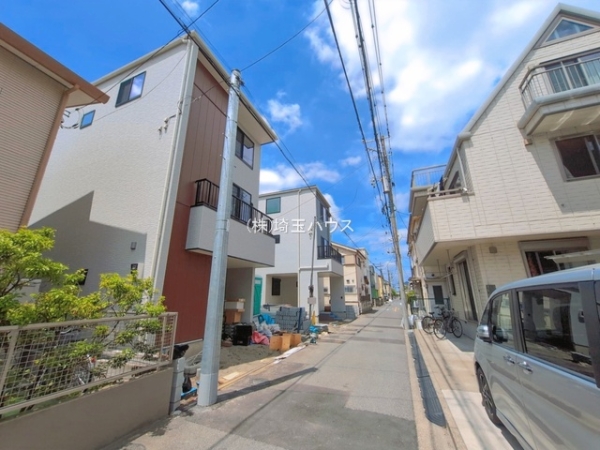 川口市飯塚409　新築戸建て　全5棟