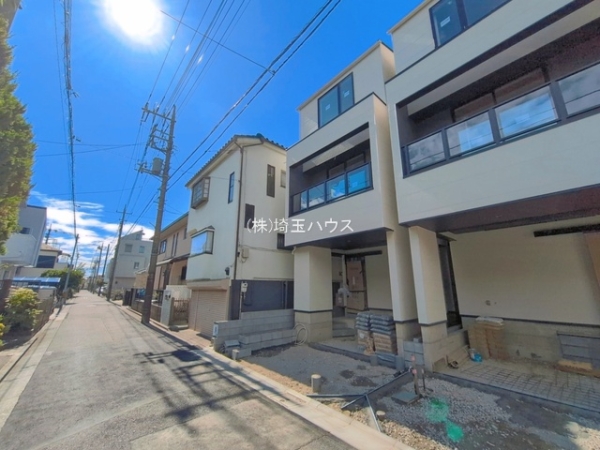 川口市上青木西421　新築戸建て　全2棟