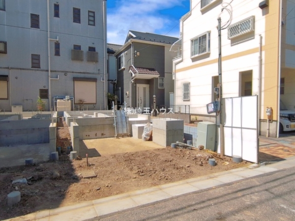 川口市上青木西421　新築戸建て　全2棟