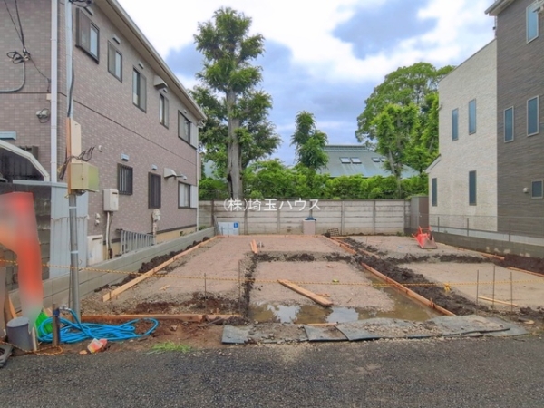 さいたま市南区辻5丁目1319番　新築戸建て　全2棟