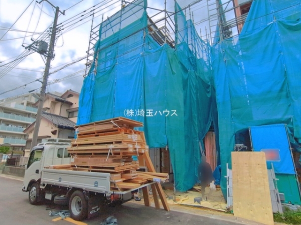 川口市小谷場0508　新築戸建て　全3棟