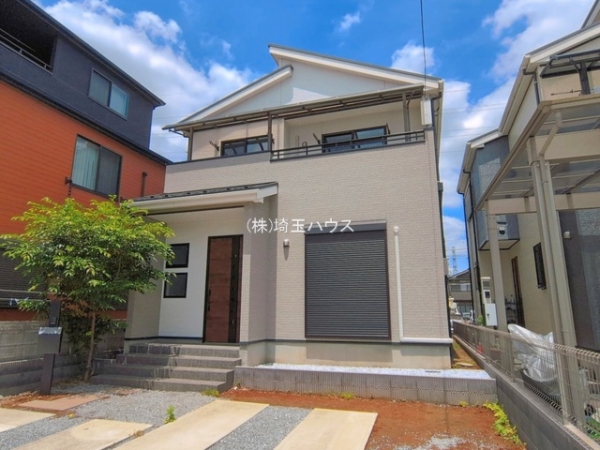 草加市氷川町　中古戸建