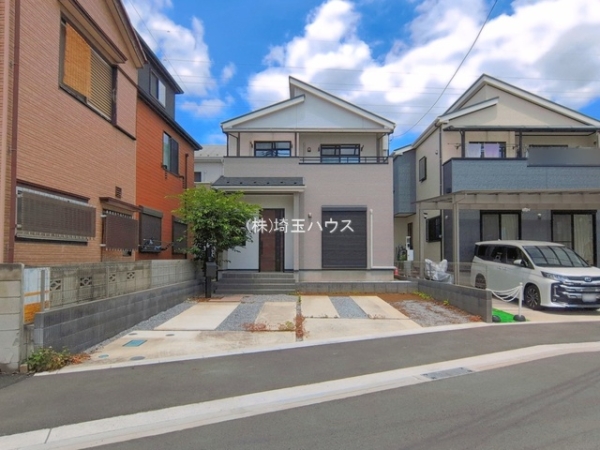 草加市氷川町　中古戸建