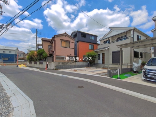 草加市氷川町　中古戸建