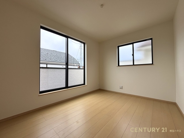蓮田市黒浜2343番　新築戸建て　全5棟