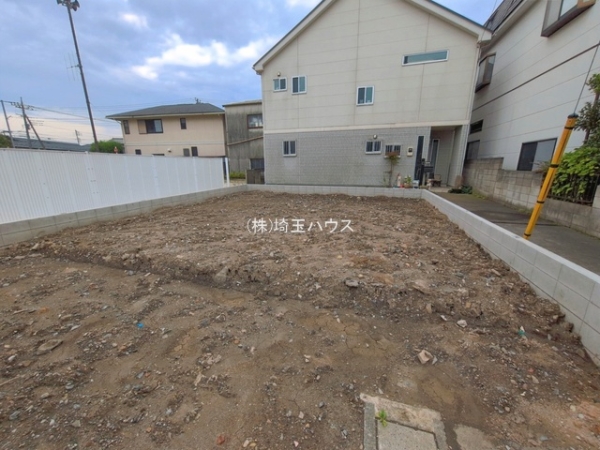 草加市新里町01017　新築戸建て　全1棟