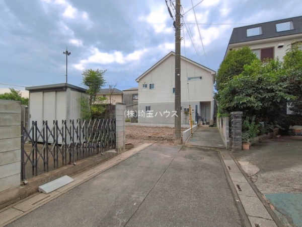 草加市新里町01017　新築戸建て　全1棟