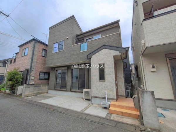 草加市清門３丁目の中古一戸建て