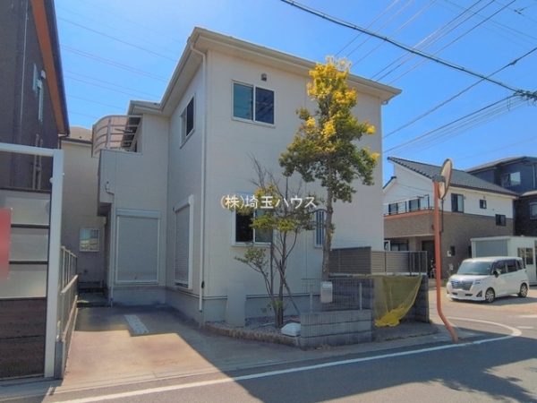 草加市青柳８丁目の中古一戸建て