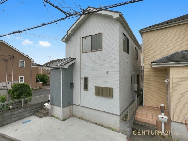 三郷市早稲田8丁目　中古戸建