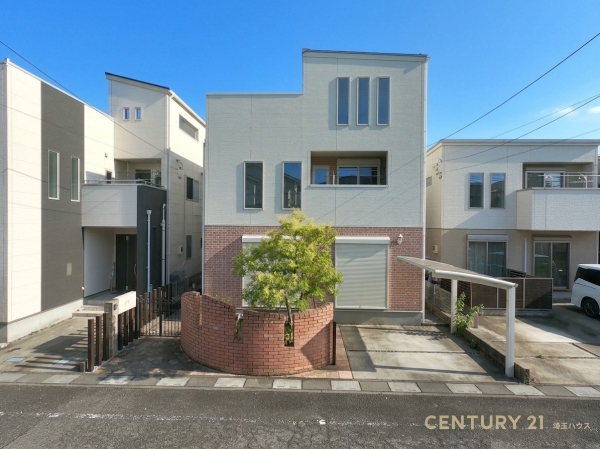 越谷市レイクタウン１丁目の中古一戸建て
