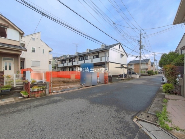 吉川市吉川2丁目　新築戸建て　全１棟