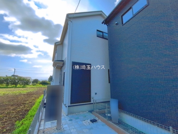 川口市源左衛門新田　新築戸建て　全3棟