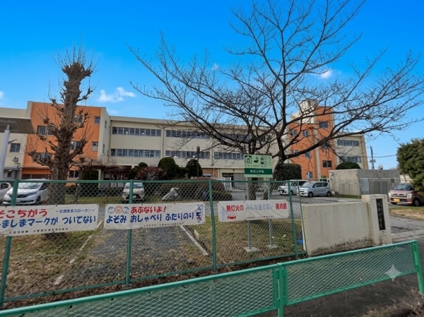 クレセント東鷲宮(久喜市立桜田小学校)