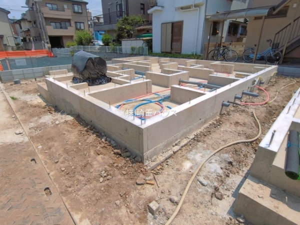 川口市青木3丁目91番　新築戸建て　全4棟