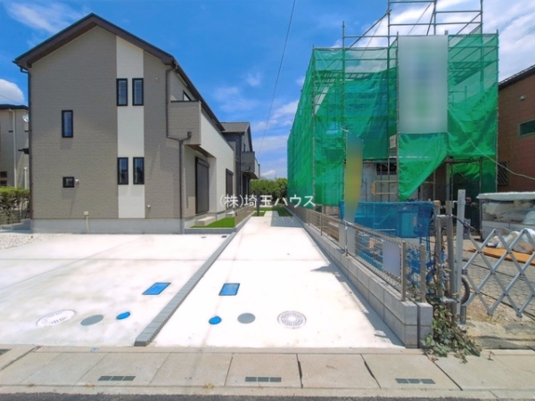 草加市新栄3丁目30番　新築戸建て　全3棟