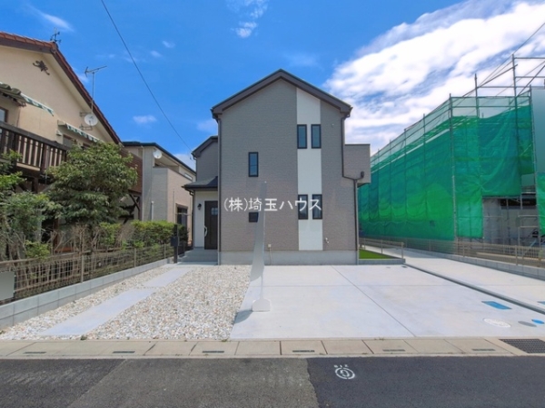 草加市新栄3丁目30番　新築戸建て　全3棟