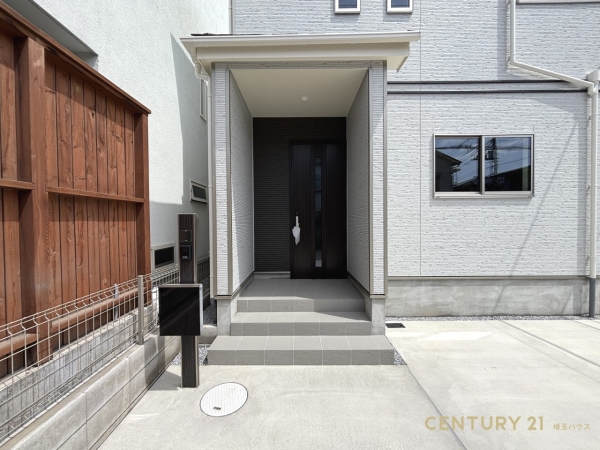 春日部市粕壁東4丁目　新築戸建て　全1棟