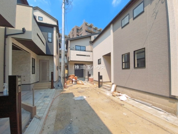 川口市坂下町2丁目　新築戸建て　全5棟