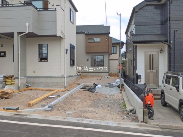 さいたま市緑区宮本1丁目　新築戸建て　全2棟