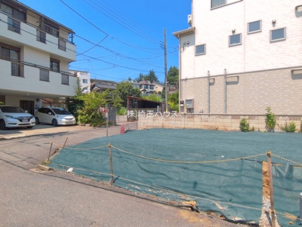 さいたま市南区太田窪526　新築戸建て