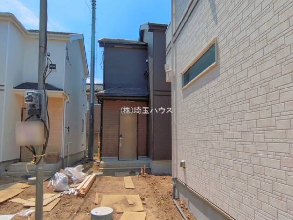 春日部市一ノ割1丁目497番　新築戸建て　全8棟