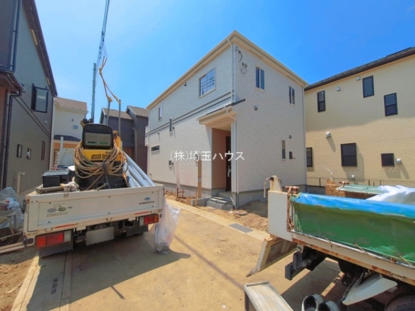 春日部市一ノ割1丁目497番　新築戸建て　全8棟