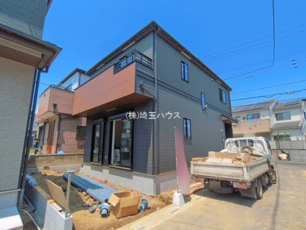 春日部市一ノ割1丁目497番　新築戸建て　全8棟