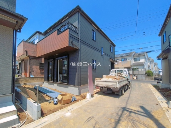春日部市一ノ割1丁目497番　新築戸建て　全8棟