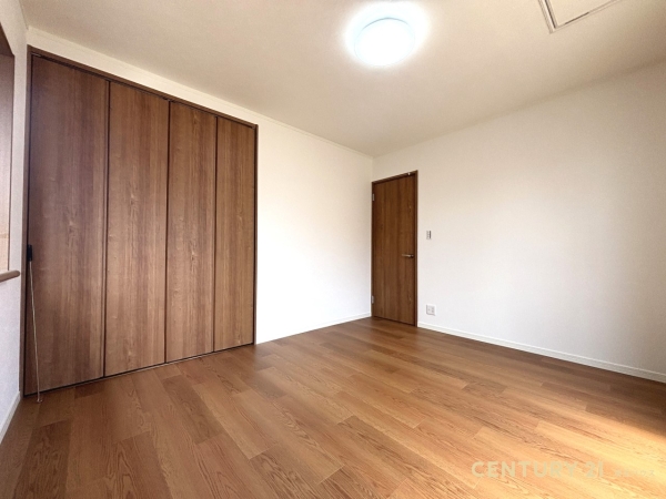 三郷市彦成１丁目の中古一戸建て